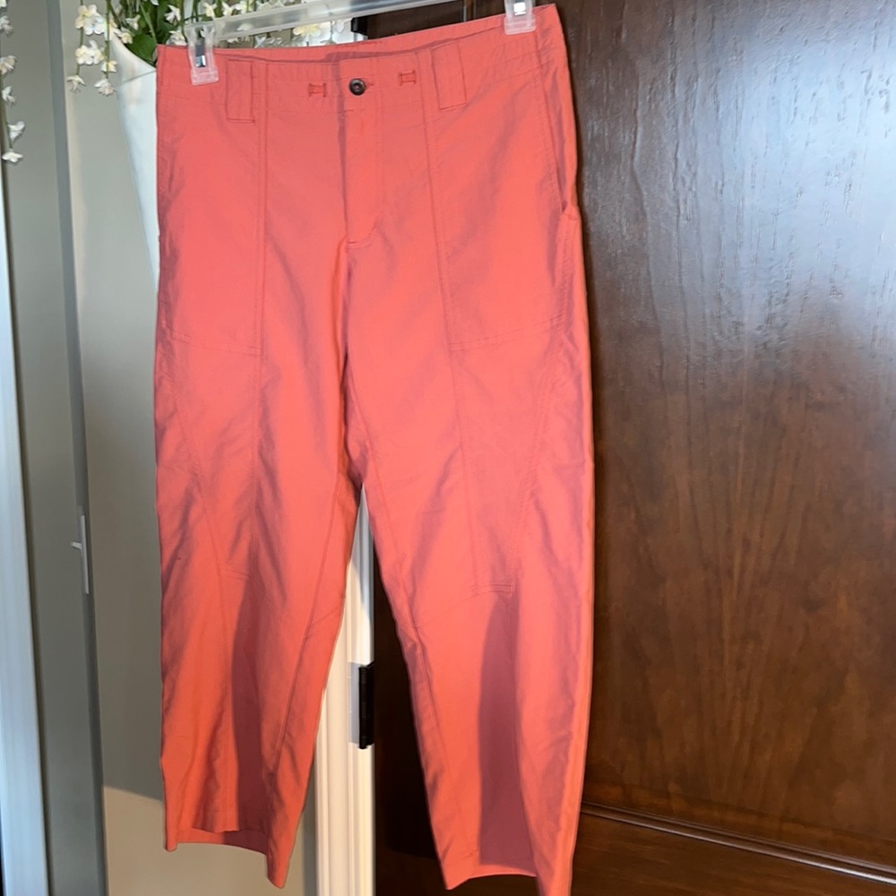 Patagonia Crops Size 8 Worn Once